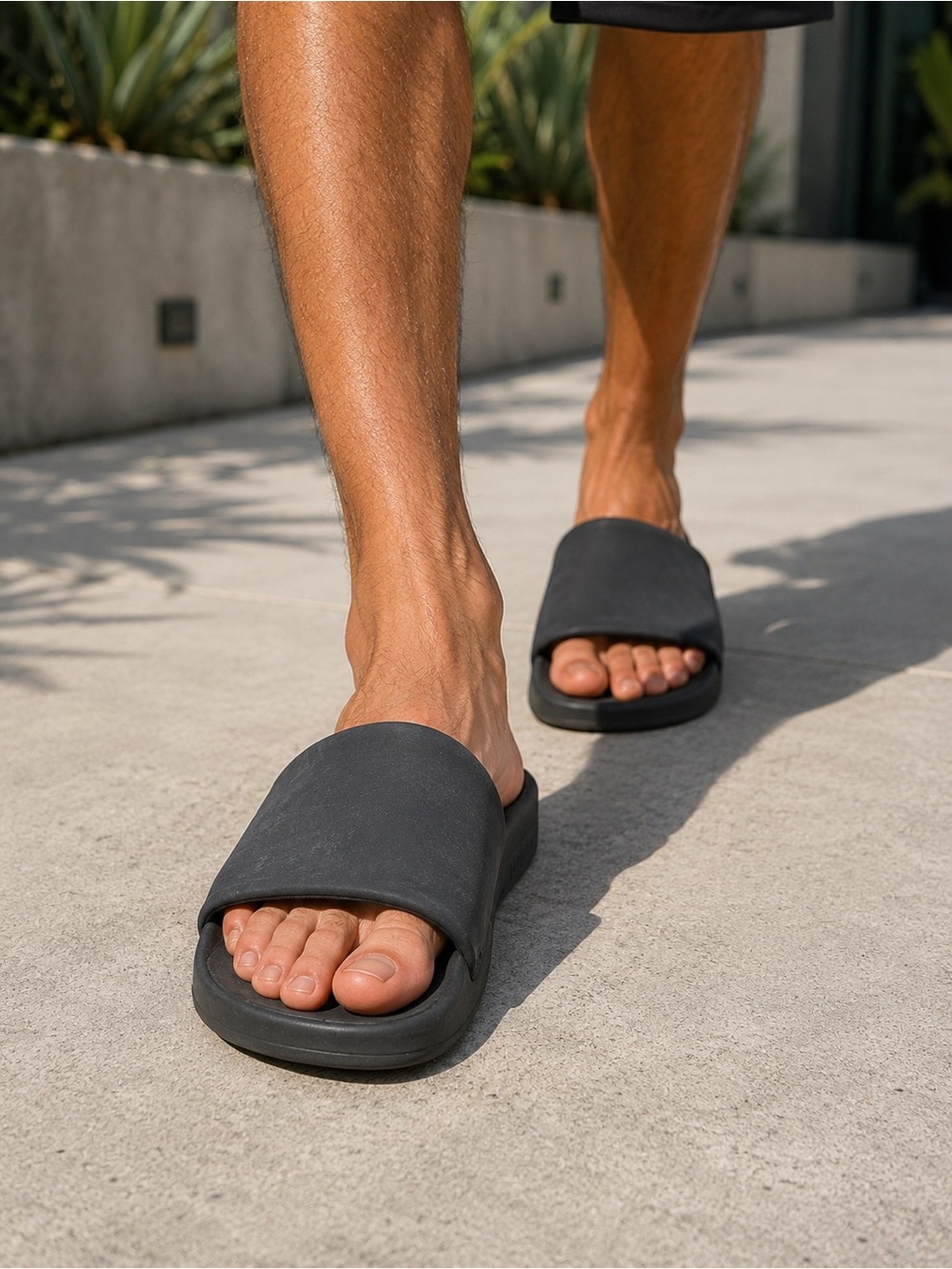 lululemon athletica Men's Black Slip-On Loafers slides - needs a wipe down